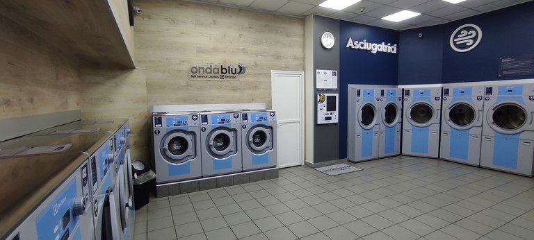 ondablu lavanderia self service a salerno